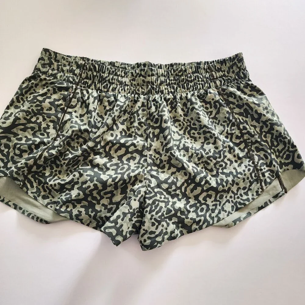 Athleta Printed Hustle 3